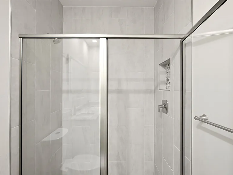 3518 NE 21st Pl — Photo 18