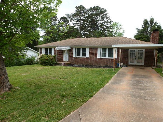 1st image of 270 Redwood Ave