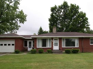 1035 W Superior St, Alma, MI 48801