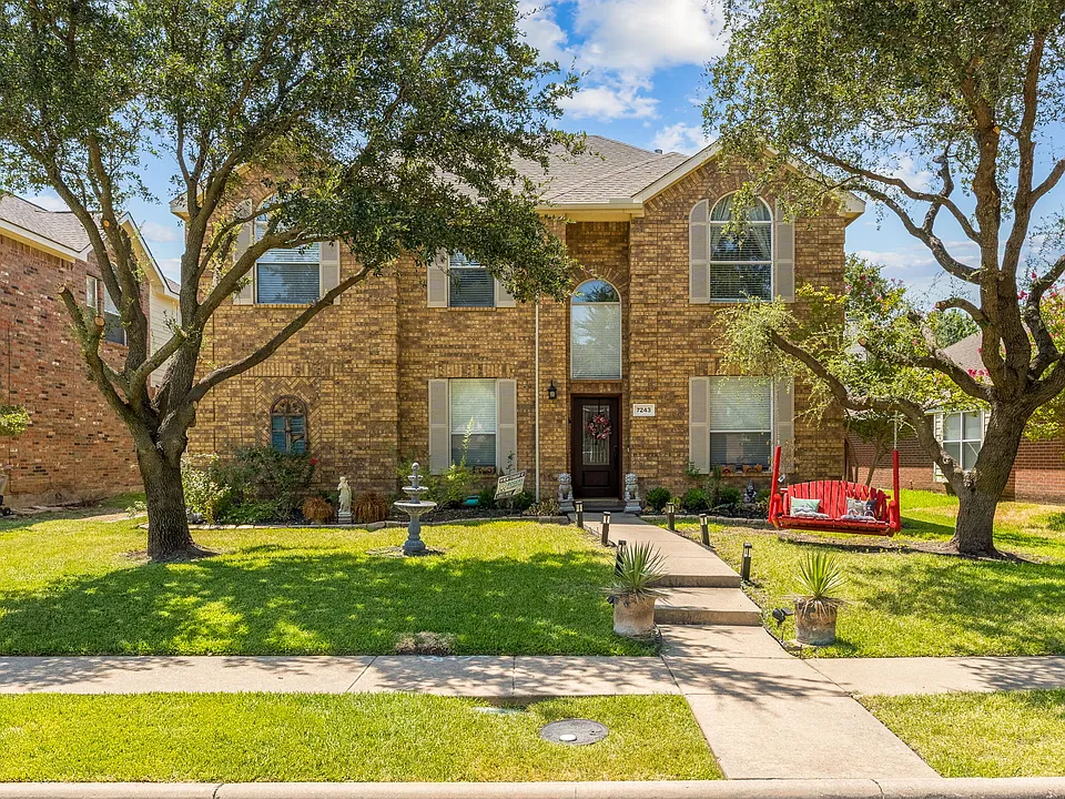 7243 Chinquapin Dr