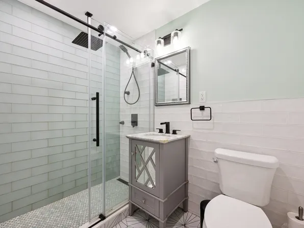 2511 Ocean Avenue image 13 of 21