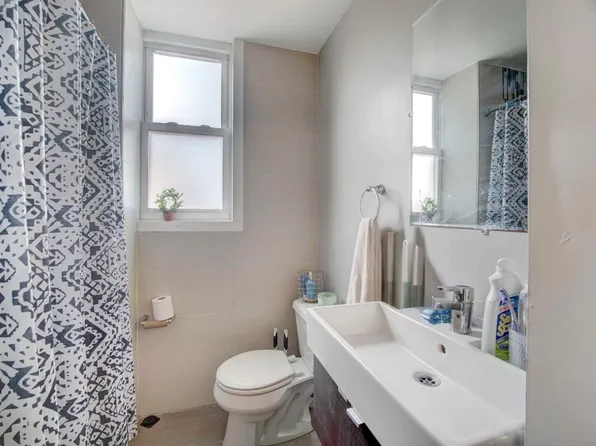 224 Freeman Avenue image 22 of 26