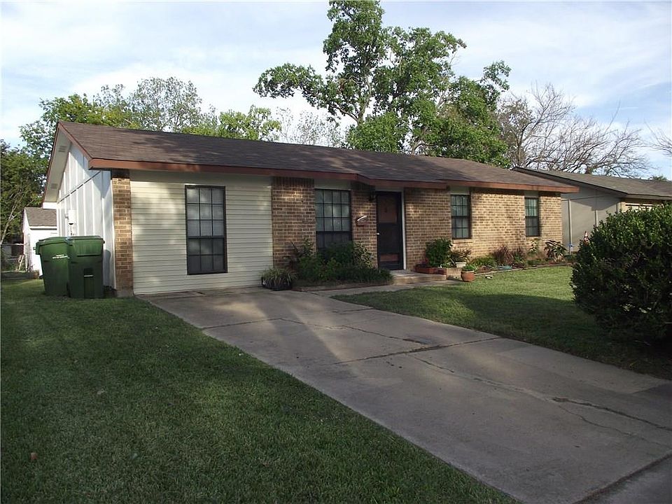 1st image of 3822 Plymouth Dr