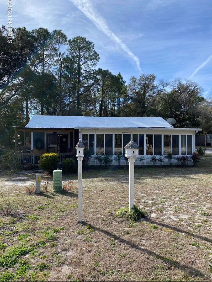 Building Photo - 1999 Holden Beach Rd SW