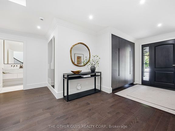 3rd image of 18 Chipstead Rd