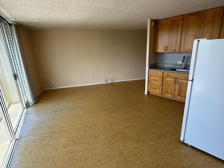 750 Amana St #2006 — Photo 3