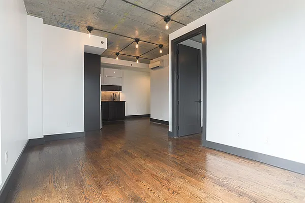 Rented by Keyo  | media 8