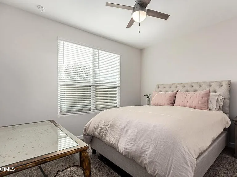 1906 E Robb Ln — Photo 17