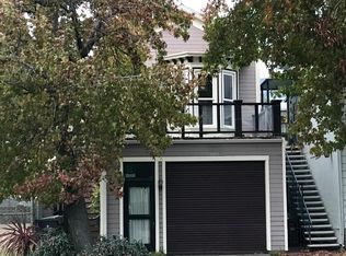 666 4th St #A, Oakland, CA 94607