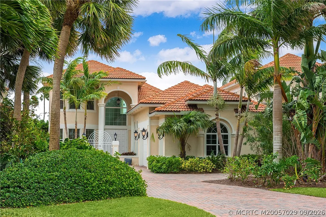 3 bed, 3.5 bath, 3739 sqft, $12,000 — Photo 1