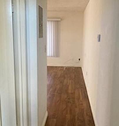 3rd image of 11126 Morrison St APT 5