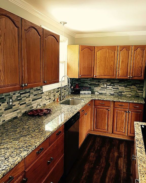 2nd image of 322 Dade Dr