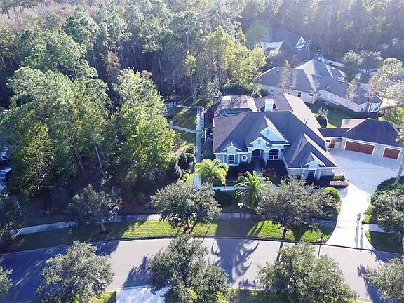 5th image of 133 Pinehurst Pointe Dr