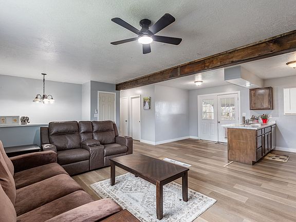 2nd image of 86 Mill Rd