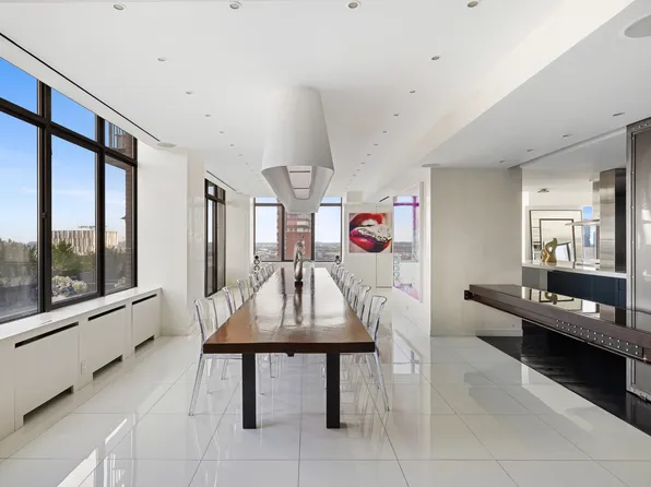 422 East 72nd Street image 6 of 22