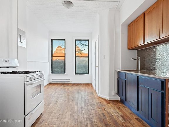4th image of 1277 Nostrand Ave