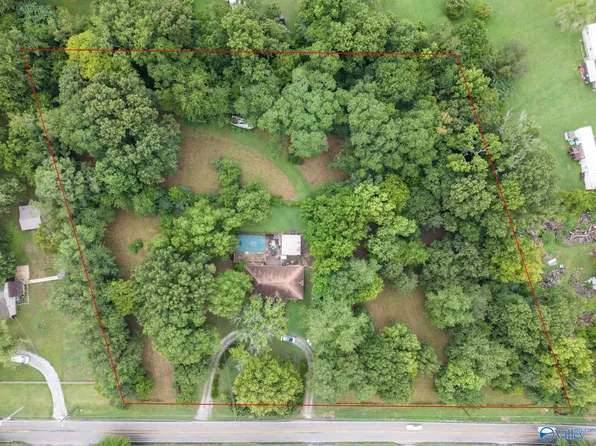 7199 Moores Mill Rd, Huntsville, AL 35811