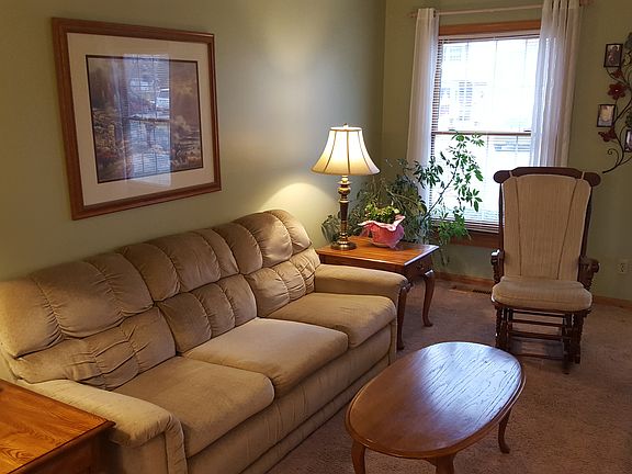 4th image of 111 Woodview Dr
