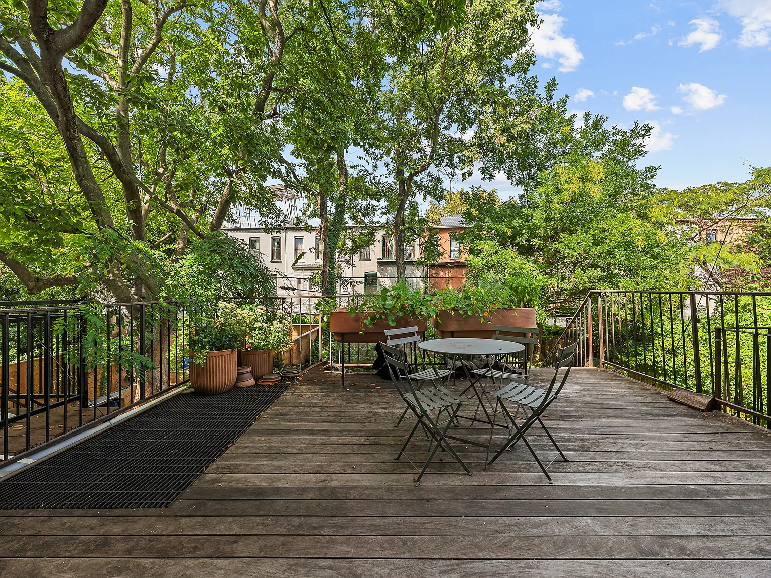 391 Bainbridge Street — Photo 3