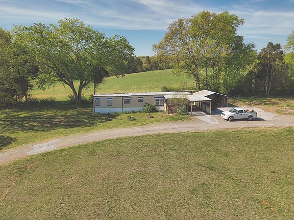 3rd image of 179 Howard Hutsell Ln