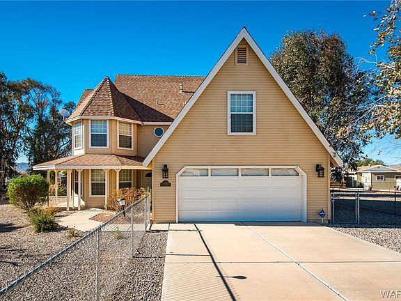 2nd image of 8129 S Carob Dr