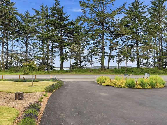 4th image of 92124 Cape Arago Hwy