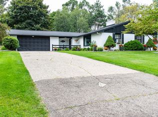 6225 Plainfield Ave, Kalamazoo, MI 49048