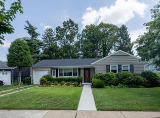 1369 Millwood Ln, Merrick, NY 11566