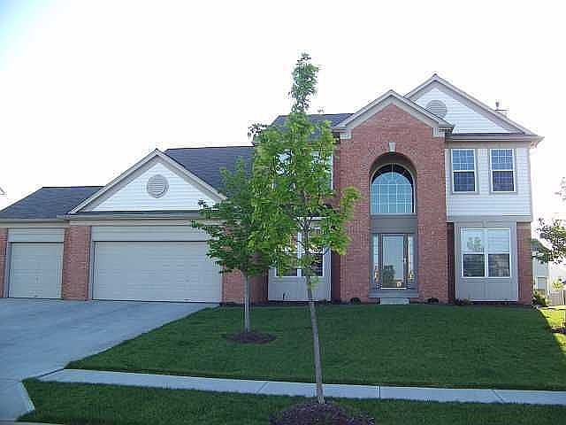 Elegant front elevation