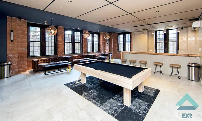 Rented by EXR | media 131