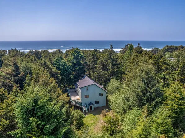 3531 SW Fernwood Ln, Waldport, OR 97394