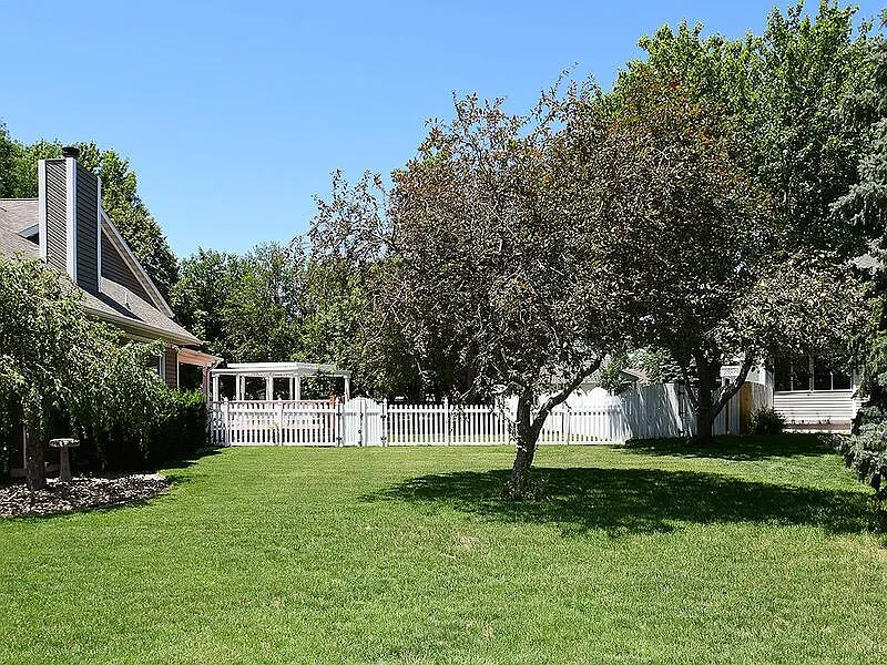 4 bed, 2.5 bath, 2153 sqft, $2,750 — Photo 4