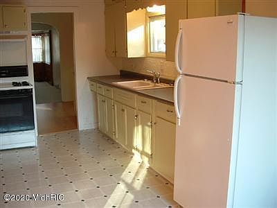 3rd image of 2849 Longstreet Ave SW