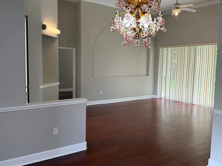 5667 Vintage View Ave — Photo 23
