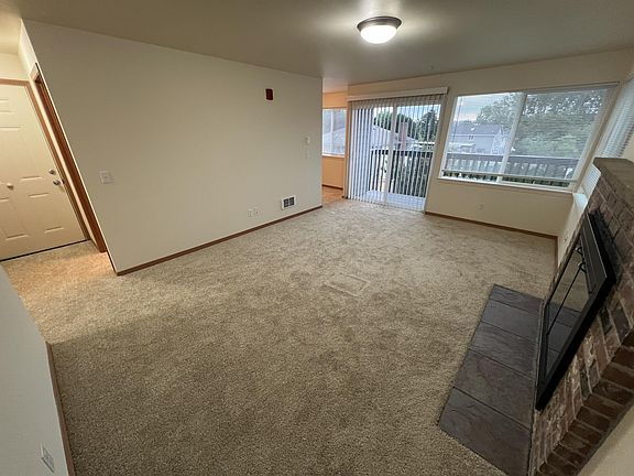 3rd image of 324 Avenue J #1