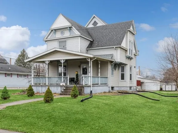 665 Court Ave, Marengo, IA 52301