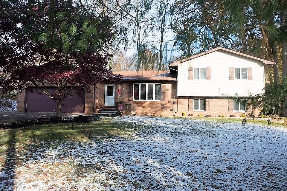 1st image of 945 Dale Dr