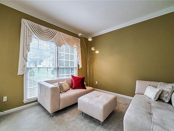 4th image of 4916 Eagles Valley Cir