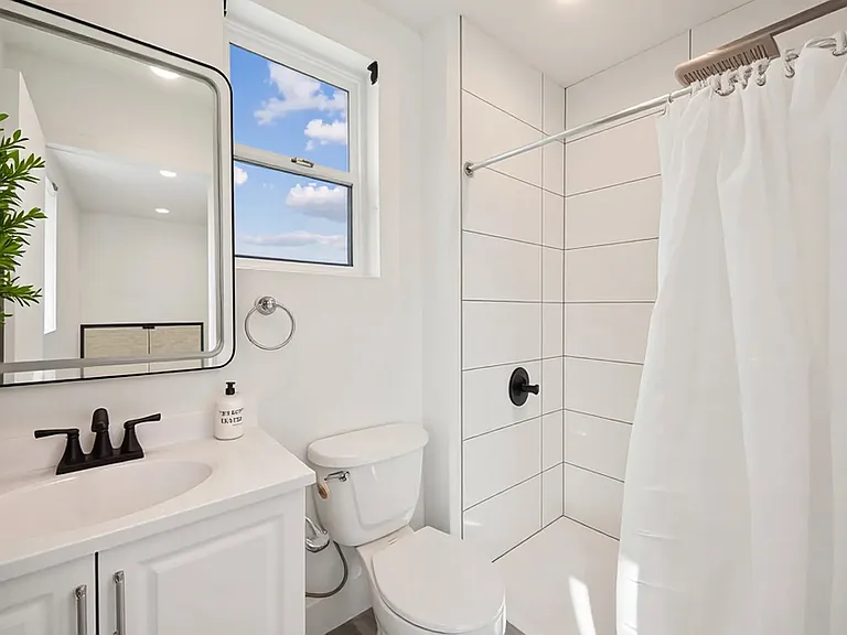 1377 W 36th Pl, Los Angeles, CA 90007 — Photo 29