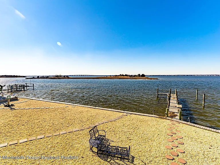 23 Harborside Dr W — Photo 65