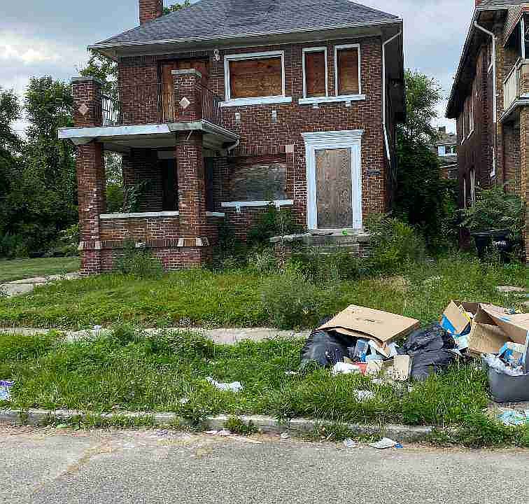 4052 Blaine