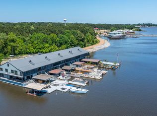 157 Dyke Rd APT 23, Ridgeland, MS 39157