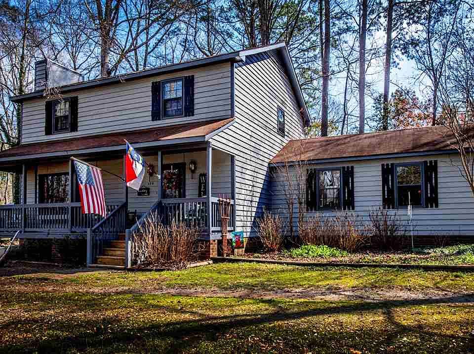 1st image of 224 Candlewick Dr