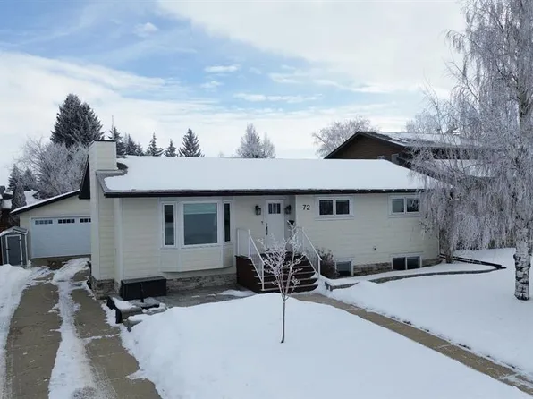 72 S McLean St, Red Deer, AB T4R 1T7