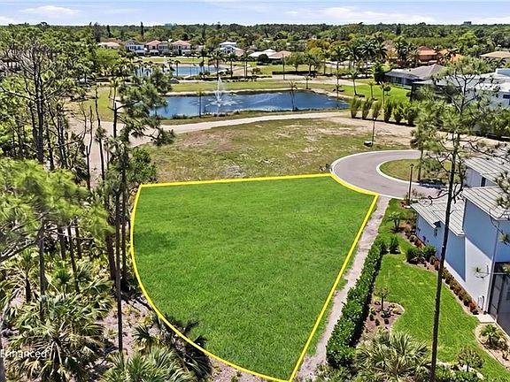 4th image of 2969 Coco Lakes DR