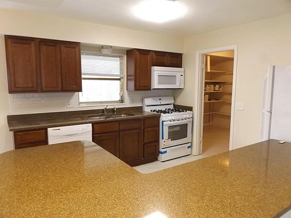 5th image of 4815 Key Biscayne Dr