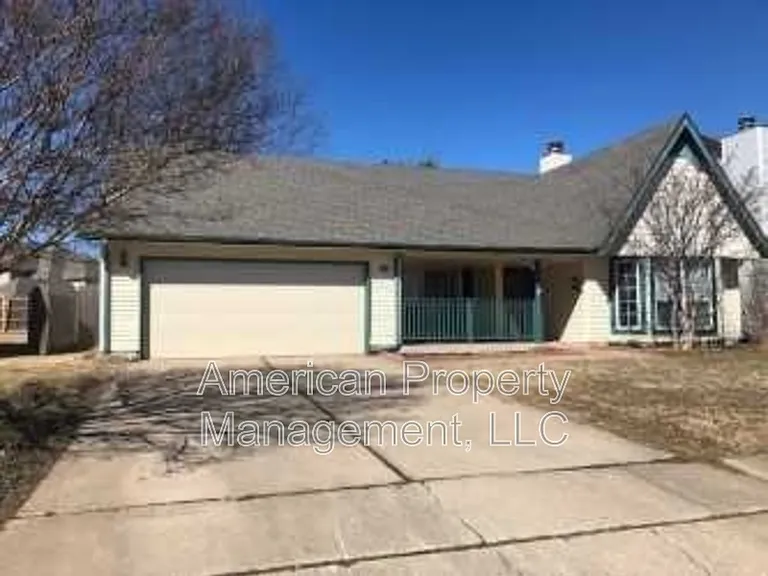 3812 S Dogwood Ave — Photo 1