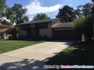 2616 Ridge Ln, Mounds View, MN 55112
