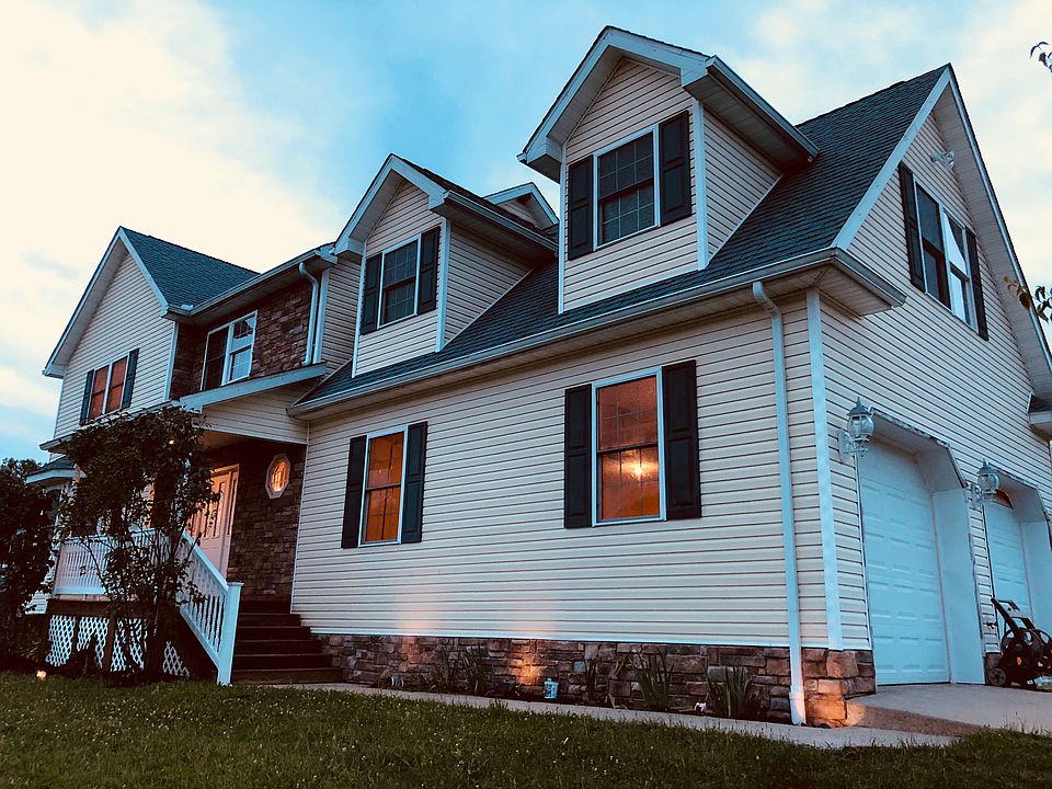 1st image of 88 Bayley Dr