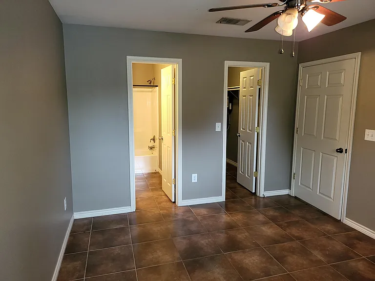 2600 Canyon St — Photo 14